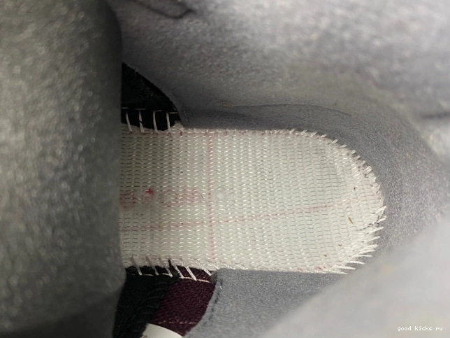 Burgundy Jordan Air DZ4131-600 5 0802